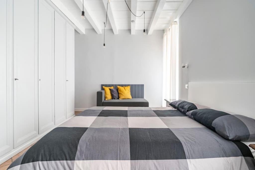 L'Atelier Del Centro: Tra Design, Storia E Fascino Apartment Бреша Екстериор снимка
