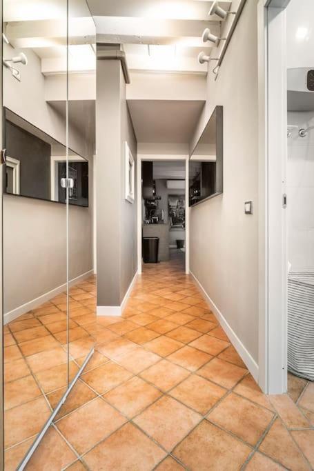 L'Atelier Del Centro: Tra Design, Storia E Fascino Apartment Бреша Екстериор снимка